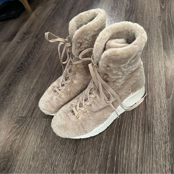 Stuart Weitzman Oceane Tall Shearling Booties - Picture 7 of 12